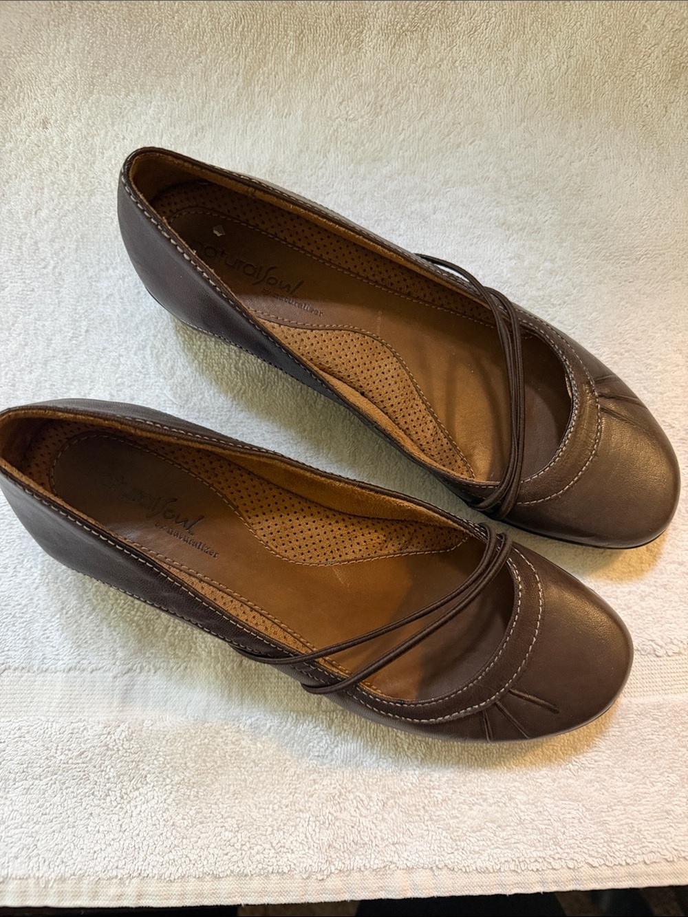 Naturalizer Dark Brown Leather Cross-Strap Ballet Flats - 7W